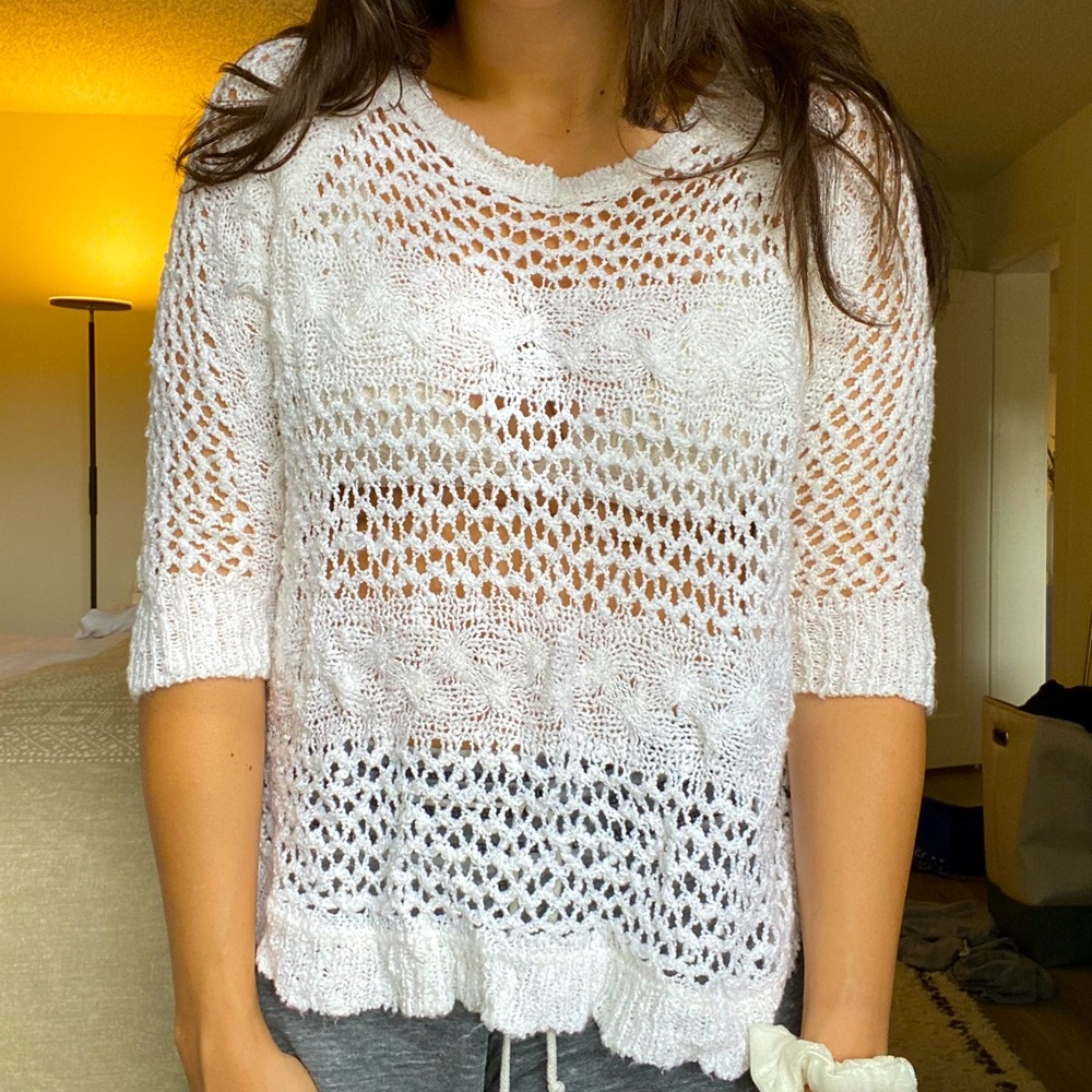 Adorable beachy white sweater from Millou